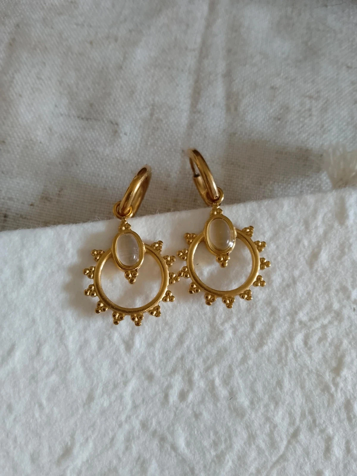 Oriental hoop earrings natural stones – photo 2